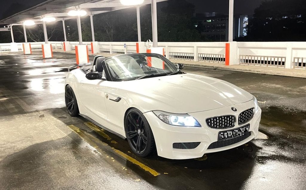 White BMW Z4 roadster, the lowest convertible car rental Singapore cost in the fleet